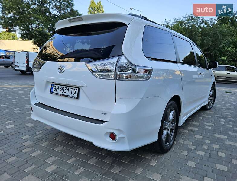 Минивэн Toyota Sienna 2016 в Одессе фото 9 Минивэн Toyota Sienna 2016 в Одессе