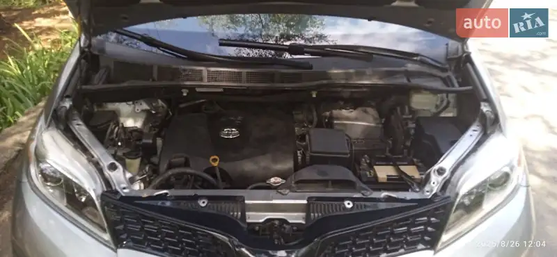 Toyota Sienna 2018 VIN 5TDEZ3DC6KS213360 фото оголошення 6 з 59