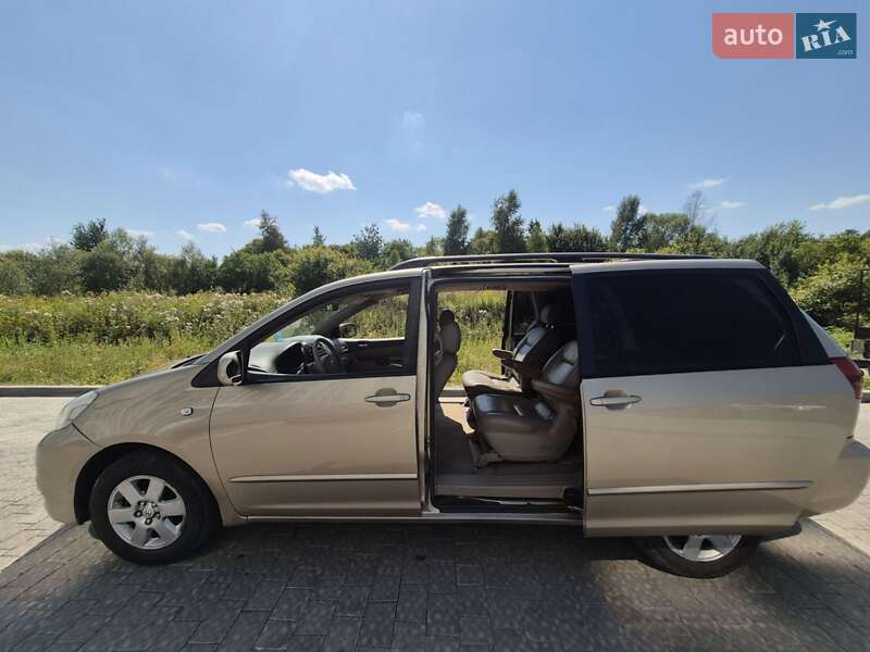 Минивэн Toyota Sienna 2004 в Львове фото 26 Минивэн Toyota Sienna 2004 в Львове