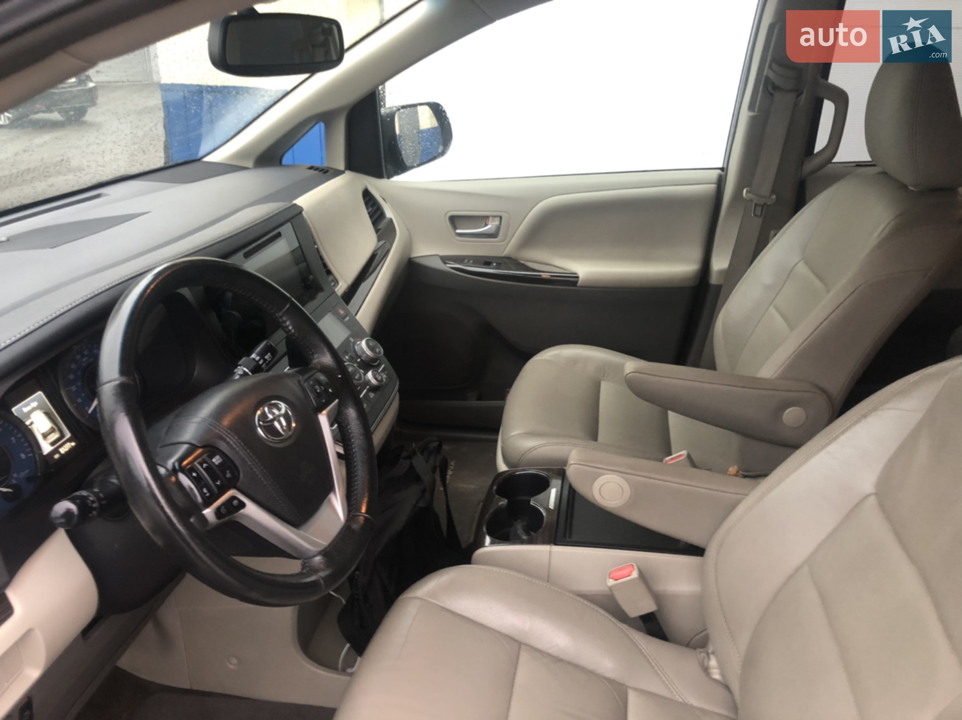 2016 Toyota Sienna - мініатюра 4