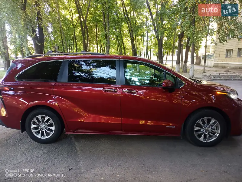 Toyota Sienna 2021