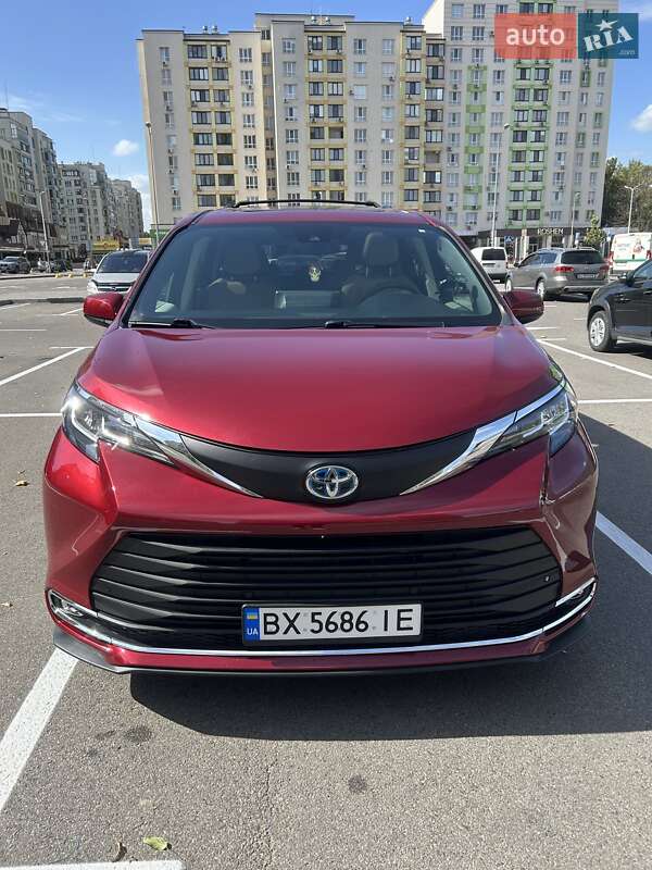 Мінівен Toyota Sienna 2021 в Києві фото 15 Мінівен Toyota Sienna 2021 в Києві