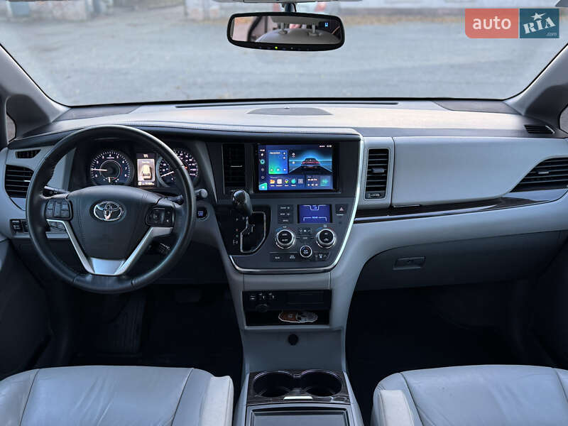 Мінівен Toyota Sienna 2016 в Дніпрі фото 12 Мінівен Toyota Sienna 2016 в Дніпрі