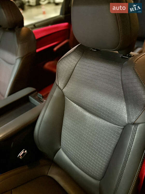 Минивэн Toyota Sienna 2022 в Киеве