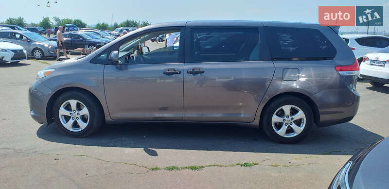 Минивэн Toyota Sienna 2014 в Одессе