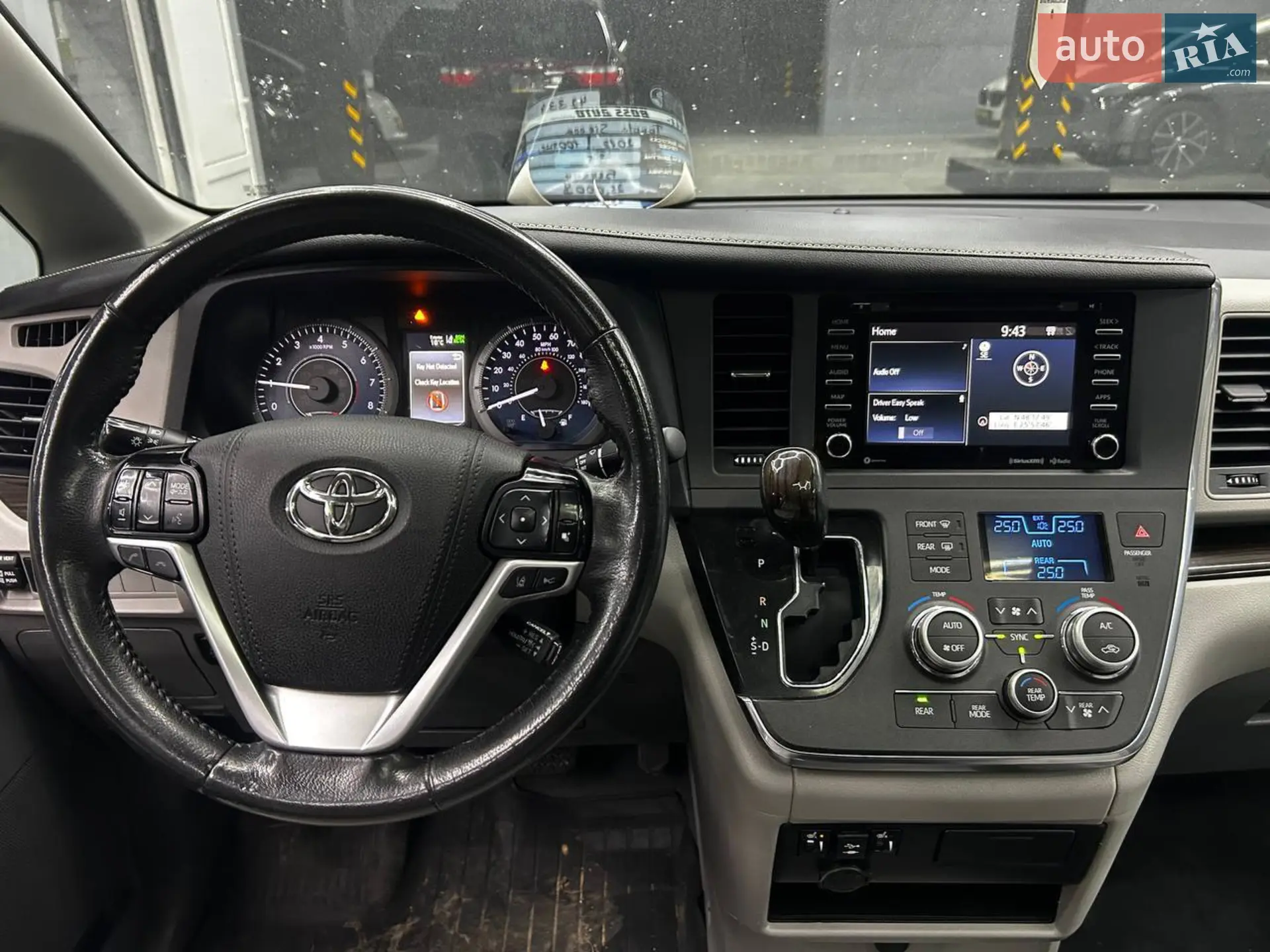 2018 Toyota Sienna - мініатюра 16