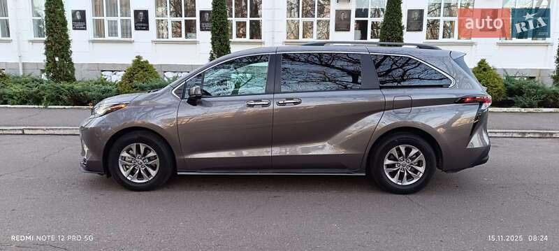 Минивэн Toyota Sienna 2023 в Белой Церкви фото 12 Минивэн Toyota Sienna 2023 в Белой Церкви