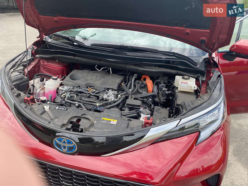 Минивэн Toyota Sienna 2021 в Киеве фото 12 Минивэн Toyota Sienna 2021 в Киеве