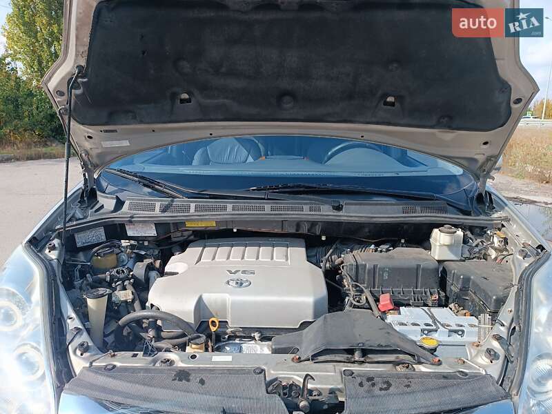 Мінівен Toyota Sienna 2007 в Хоролі