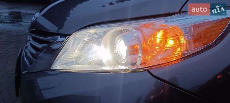 Минивэн Toyota Sienna 2015 в Черновцах фото 48 Минивэн Toyota Sienna 2015 в Черновцах