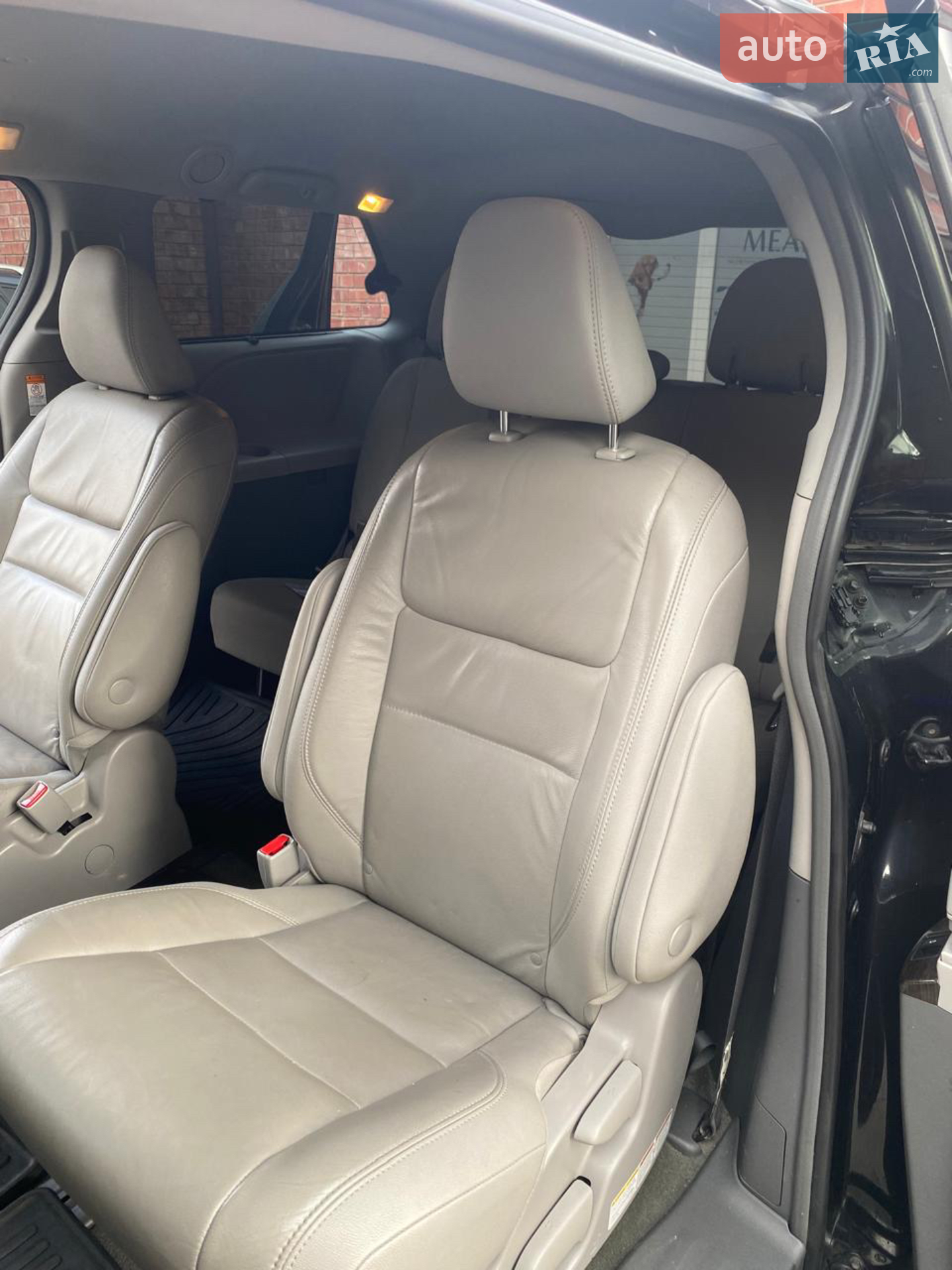 2018 Toyota Sienna - мініатюра 5