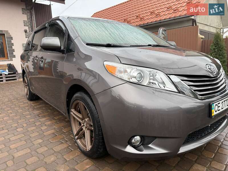 Минивэн Toyota Sienna 2015 в Черновцах фото 2 Минивэн Toyota Sienna 2015 в Черновцах