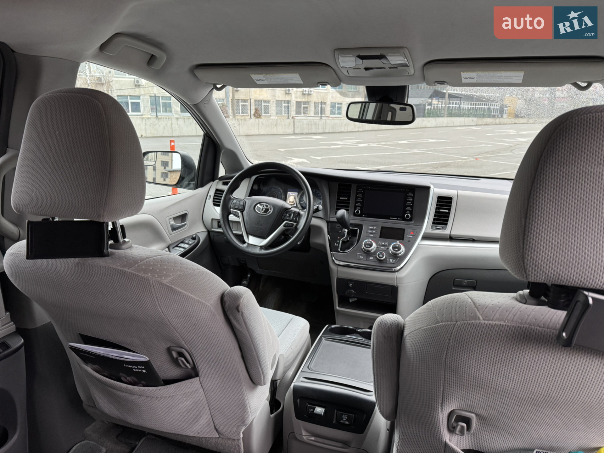 2017 Toyota Sienna - мініатюра 28