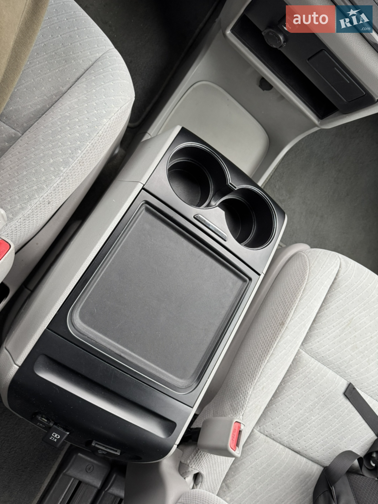 2017 Toyota Sienna - мініатюра 49