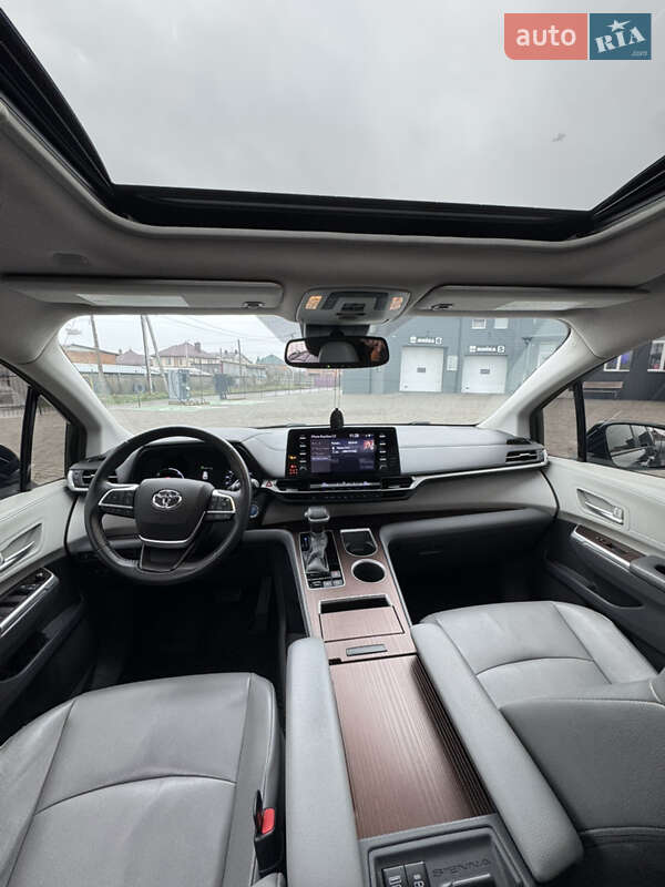 Минивэн Toyota Sienna 2021 в Белой Церкви фото 15 Минивэн Toyota Sienna 2021 в Белой Церкви