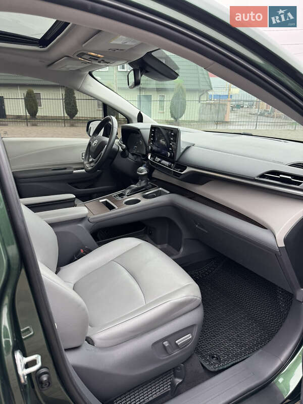 Минивэн Toyota Sienna 2021 в Белой Церкви фото 19 Минивэн Toyota Sienna 2021 в Белой Церкви
