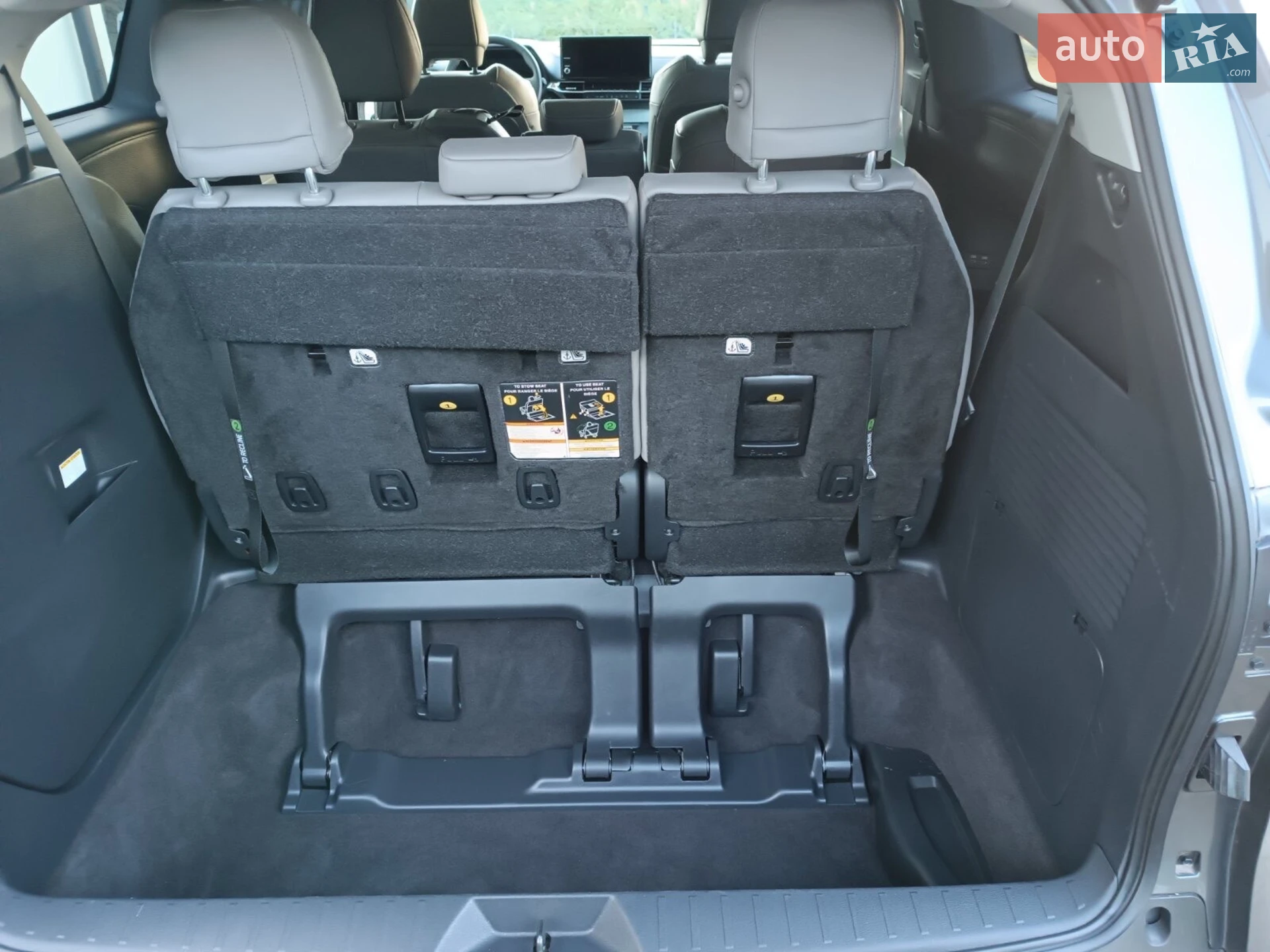 2025 Toyota Sienna - мініатюра 24