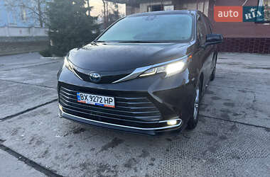 Минивэн Toyota Sienna 2021 в Шепетовке