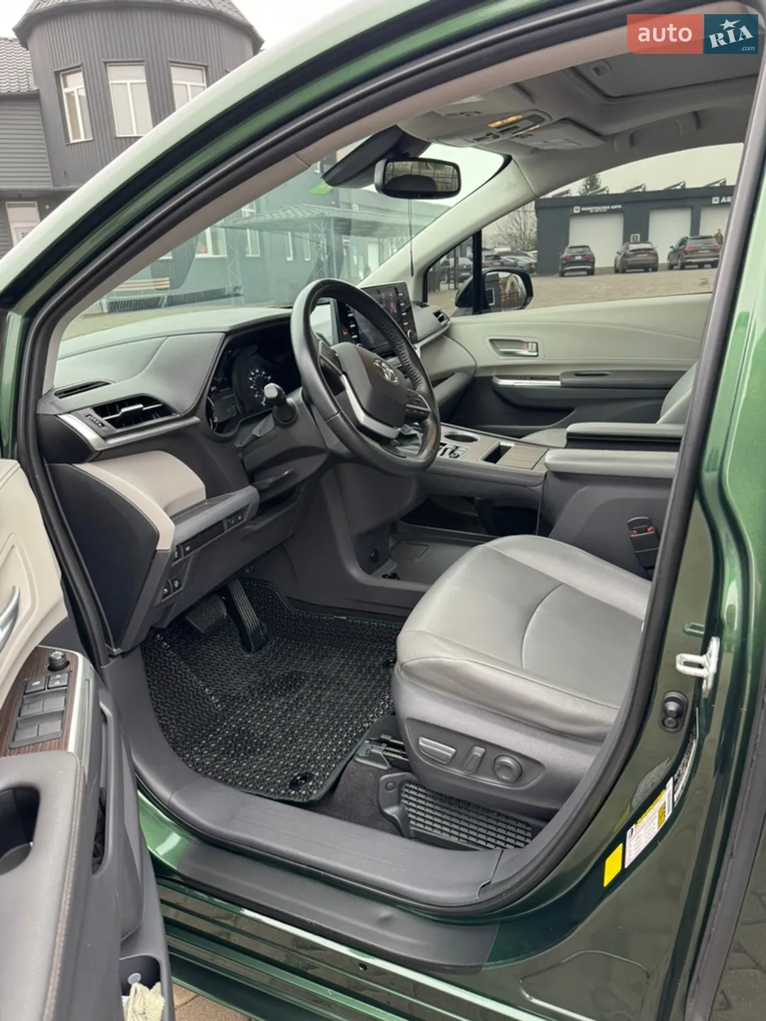 2021 Toyota Sienna - мініатюра 11