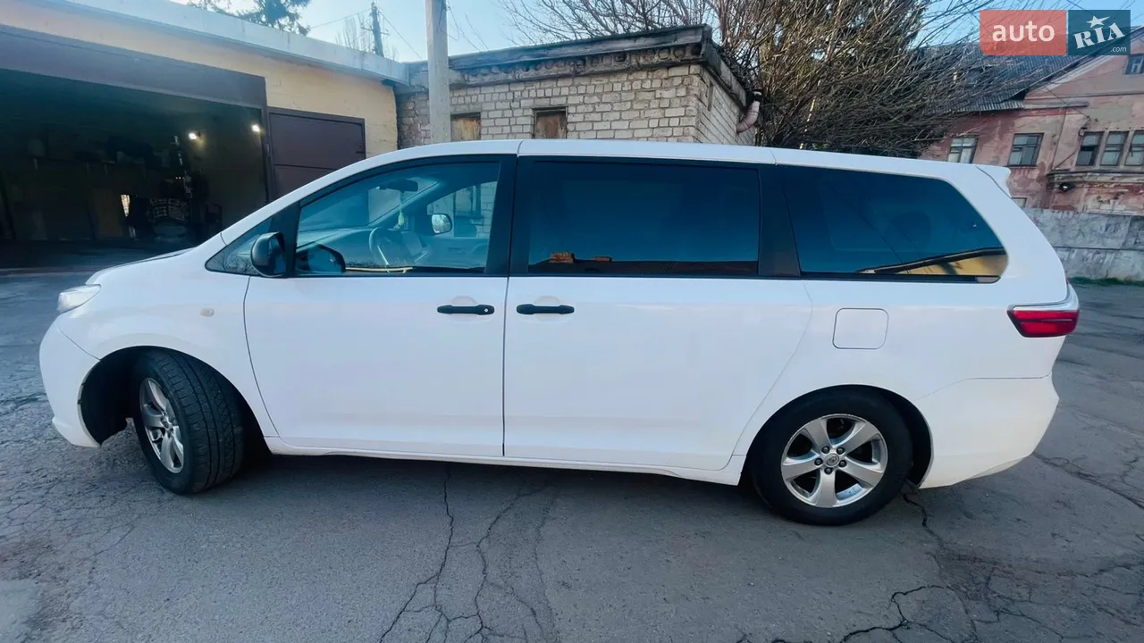 2016 Toyota Sienna - мініатюра 15