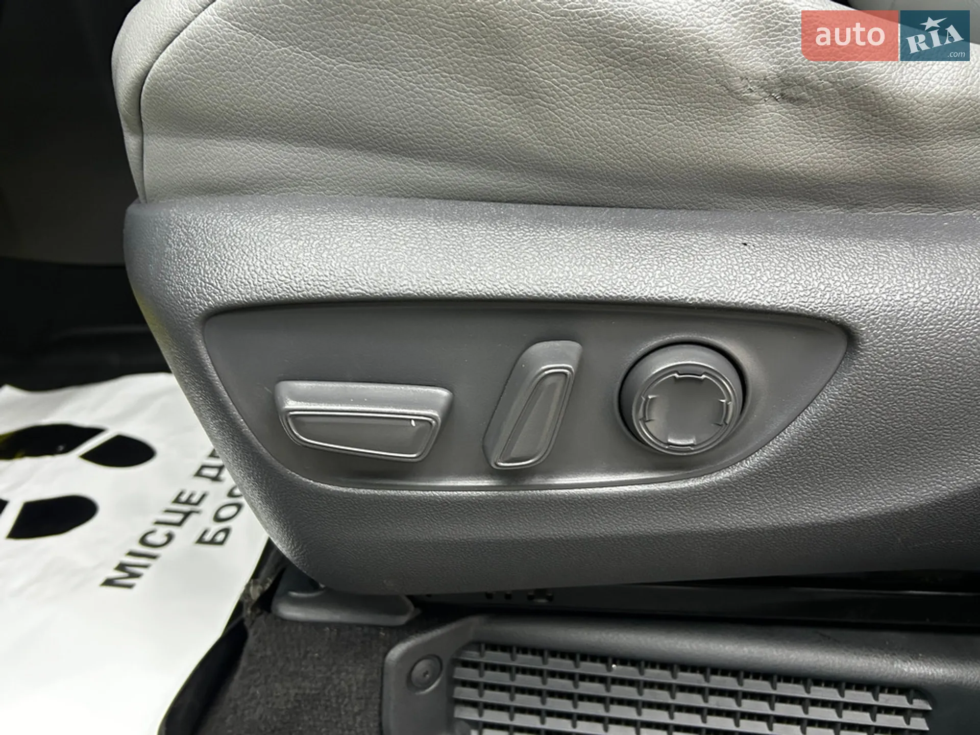 2021 Toyota Sienna - мініатюра 21