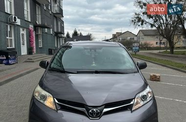 Минивэн Toyota Sienna 2019 в Камне-Каширском