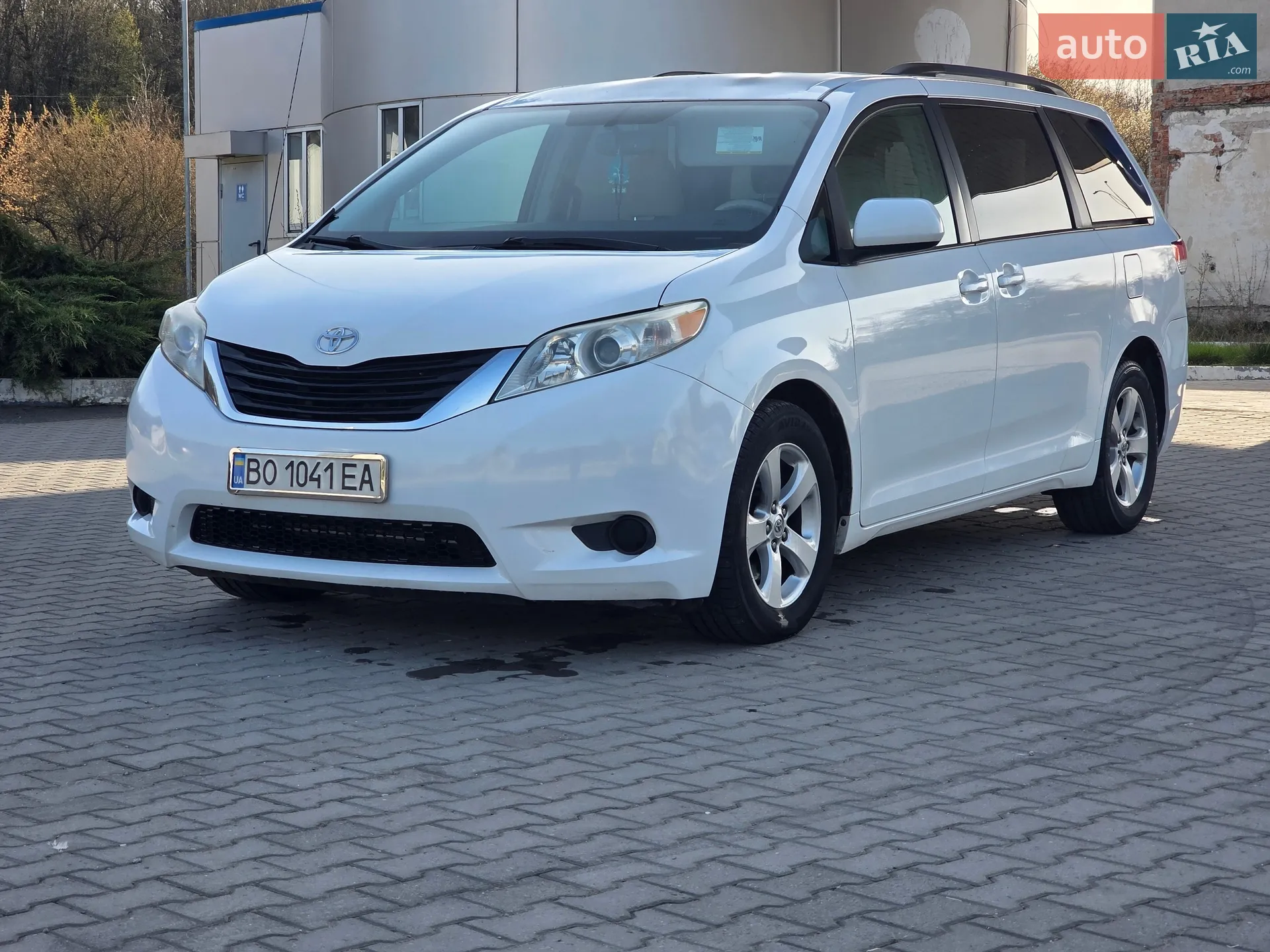 2013 Toyota Sienna - мініатюра 29