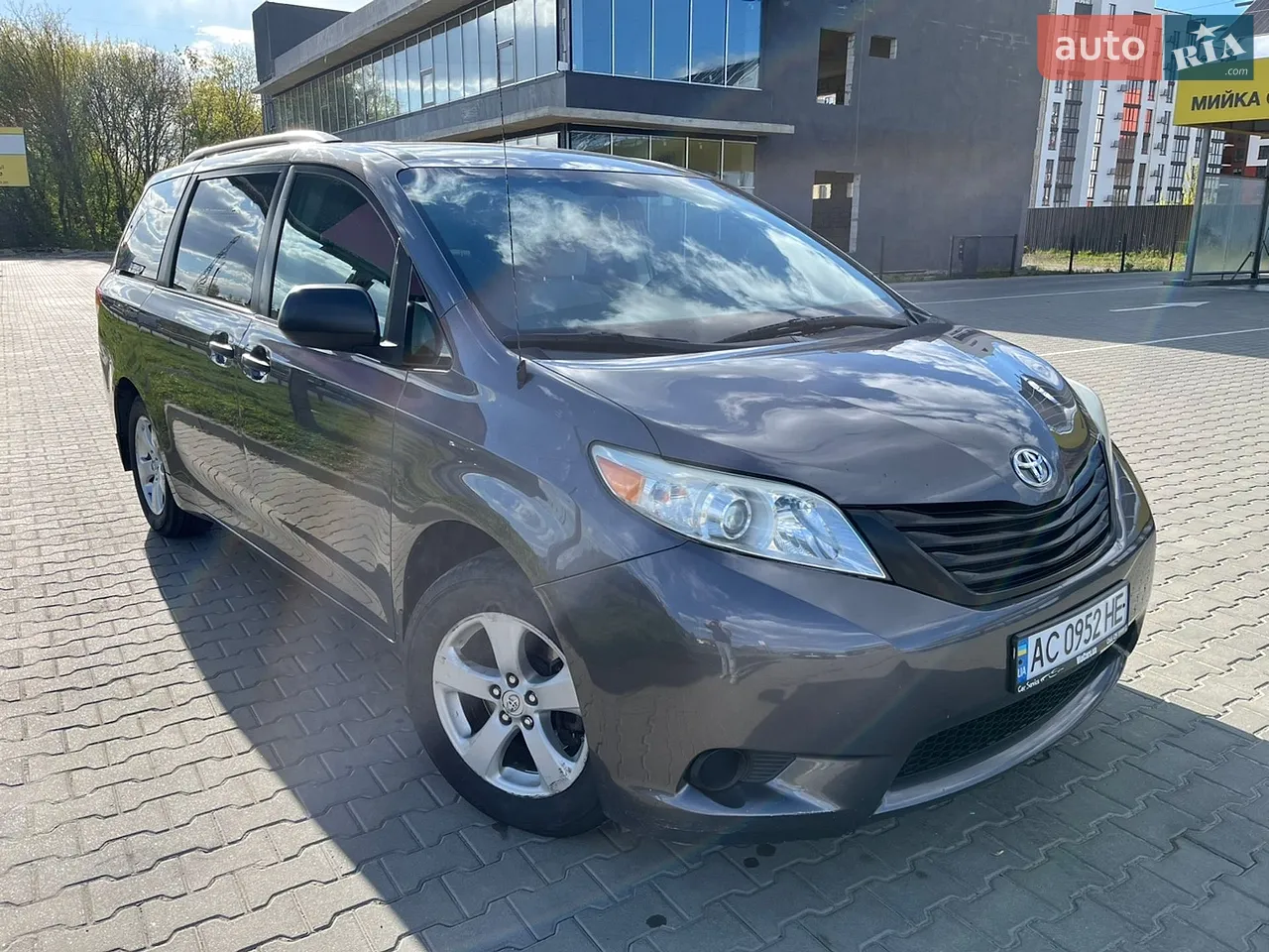 2010 Toyota Sienna - мініатюра 25