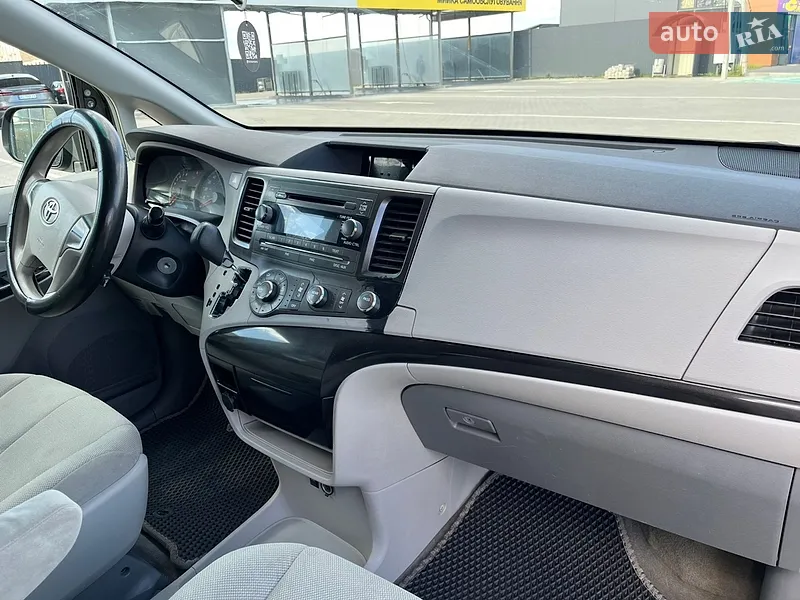 Toyota Sienna 2011 VIN 5TDKA3DC7CS009842 фото оголошення 17 з 76