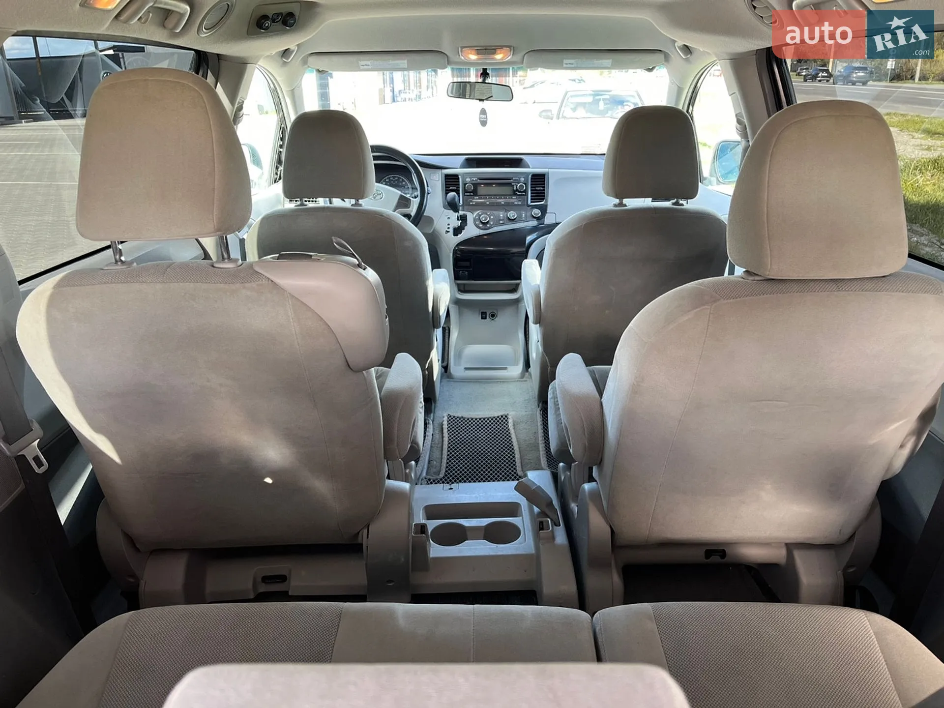 2011 Toyota Sienna - мініатюра 23