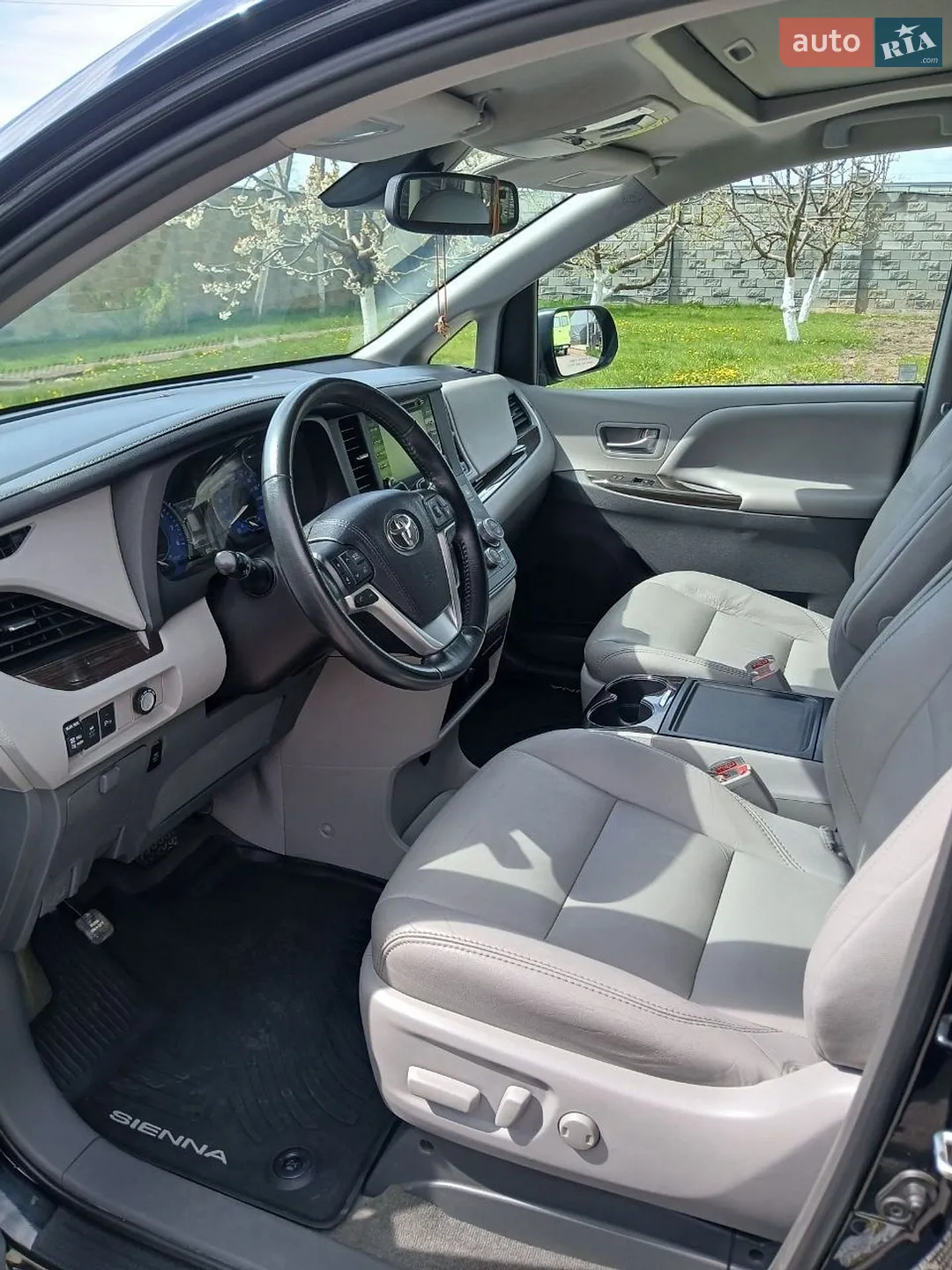 2018 Toyota Sienna - мініатюра 8