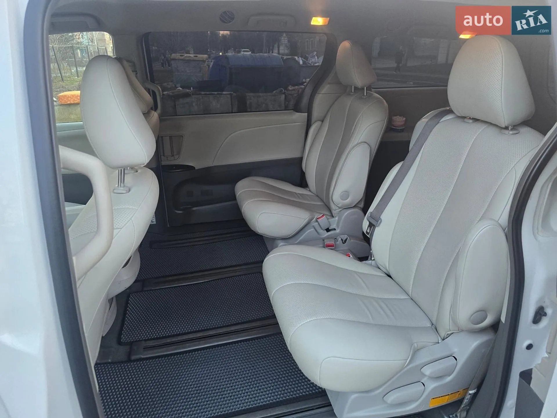 2019 Toyota Sienna - мініатюра 7