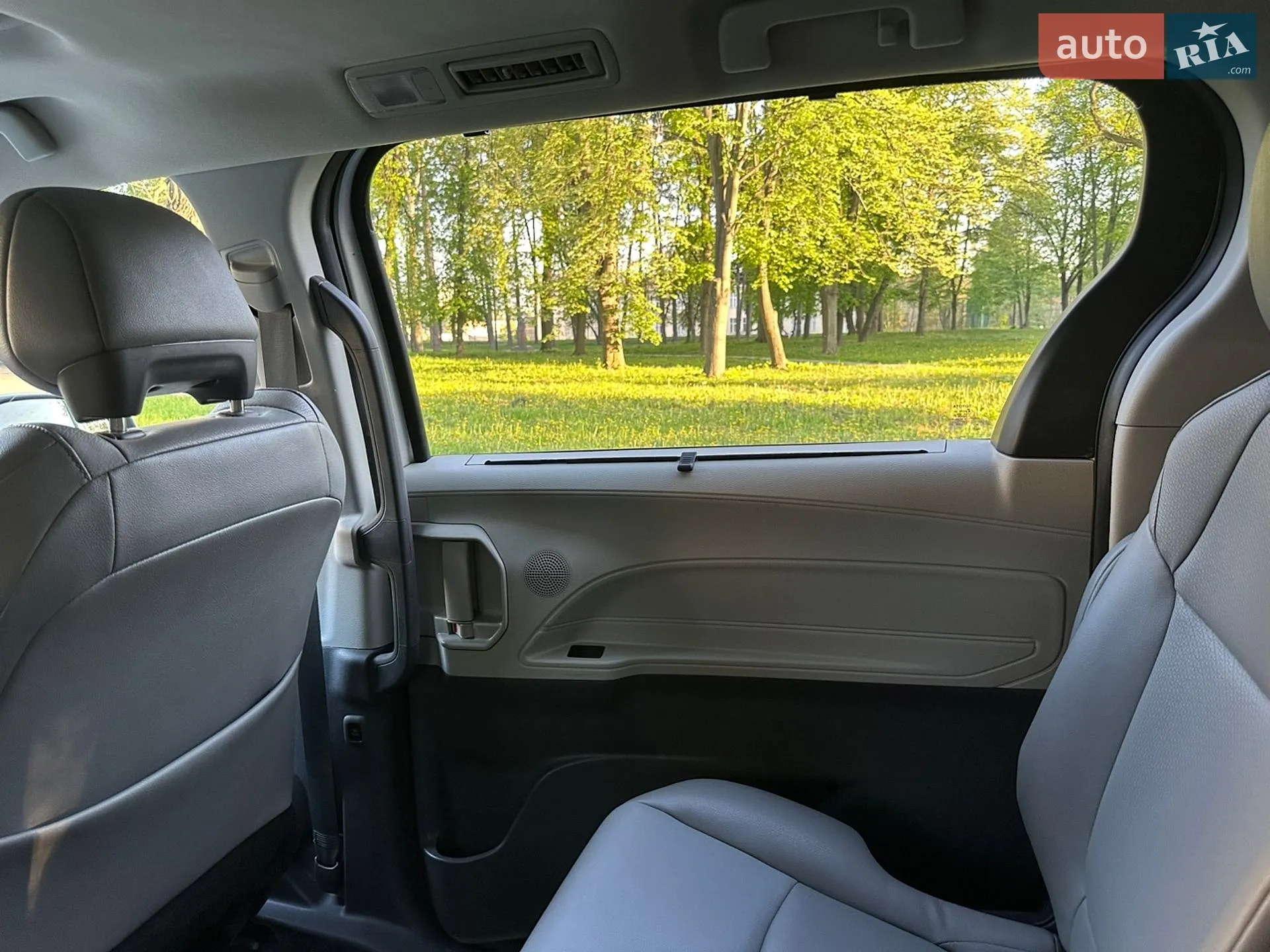 2020 Toyota Sienna - мініатюра 19