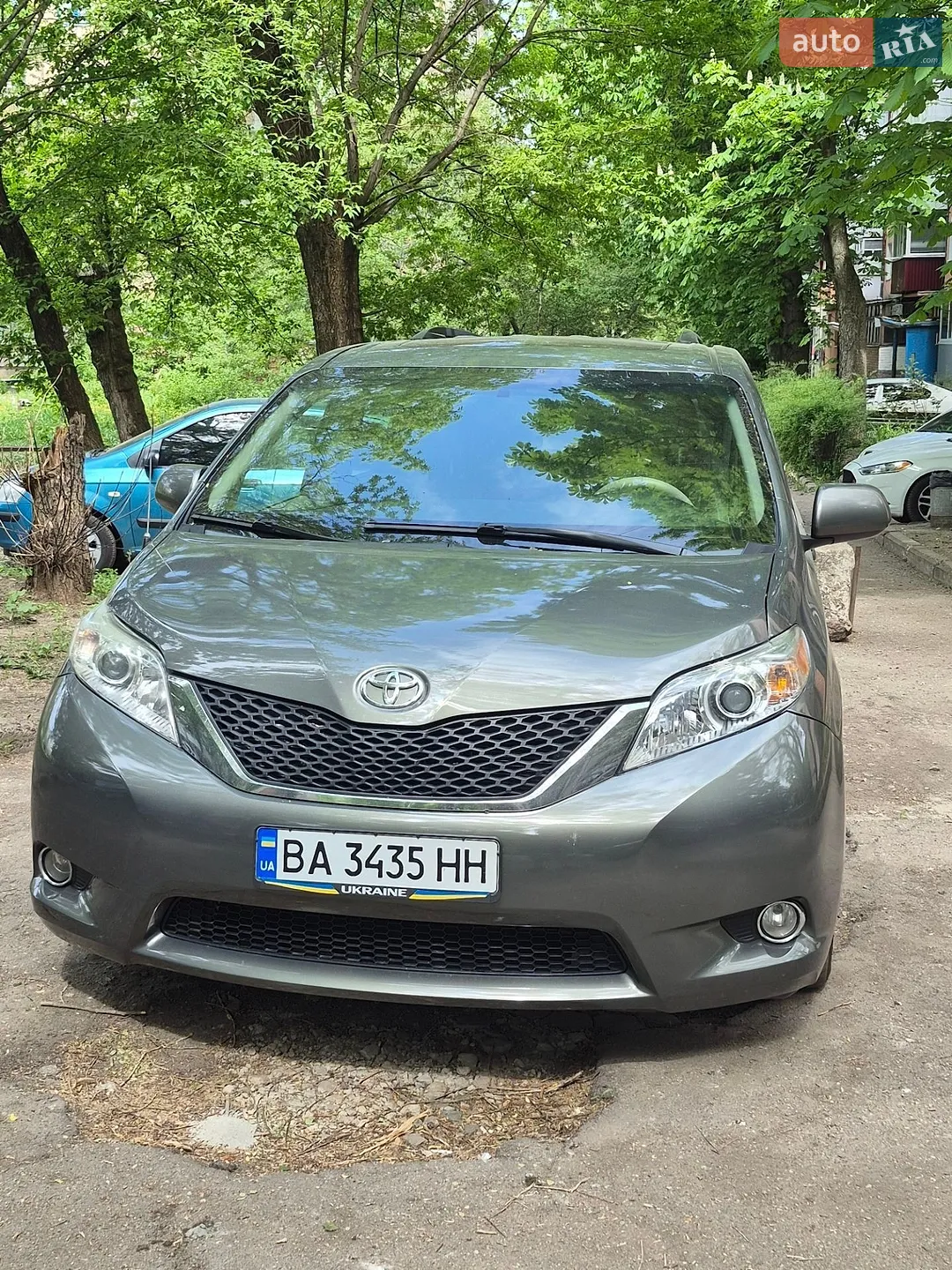 2014 Toyota Sienna - мініатюра 2