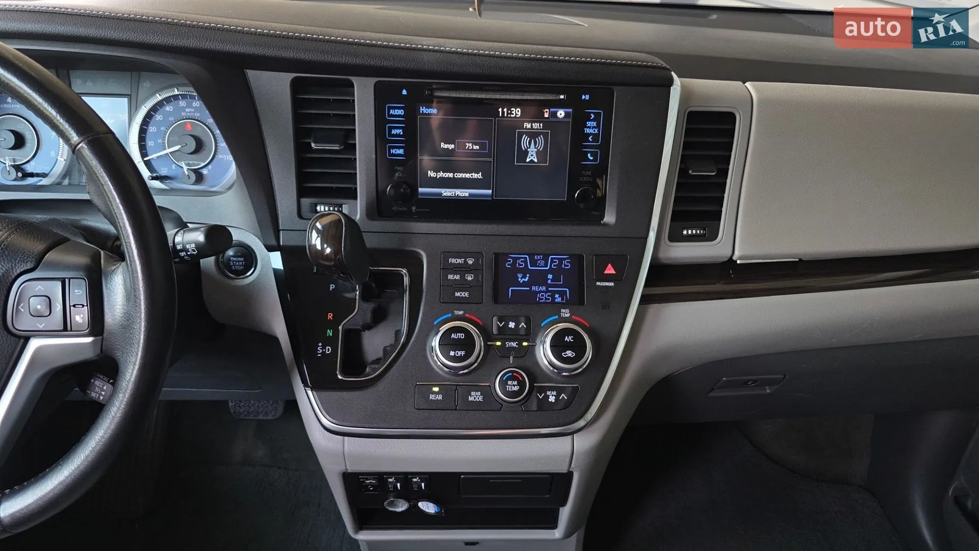 2015 Toyota Sienna - мініатюра 30