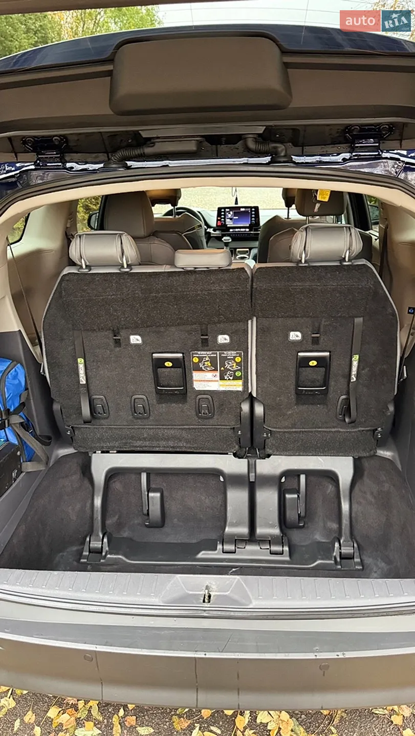 2024 Toyota Sienna - мініатюра 11