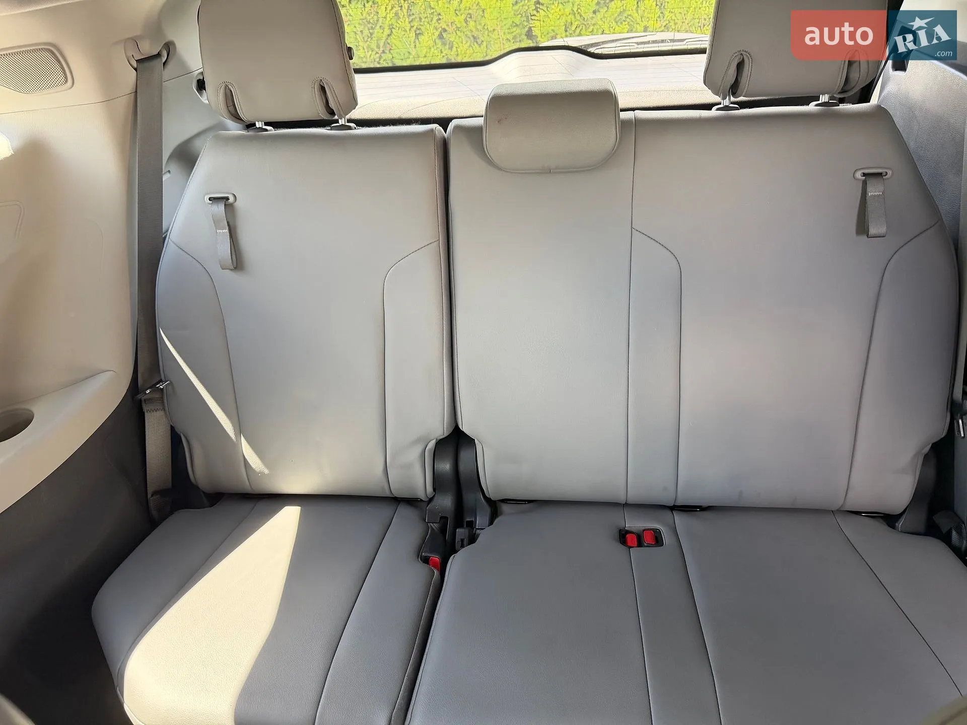2021 Toyota Sienna - мініатюра 8