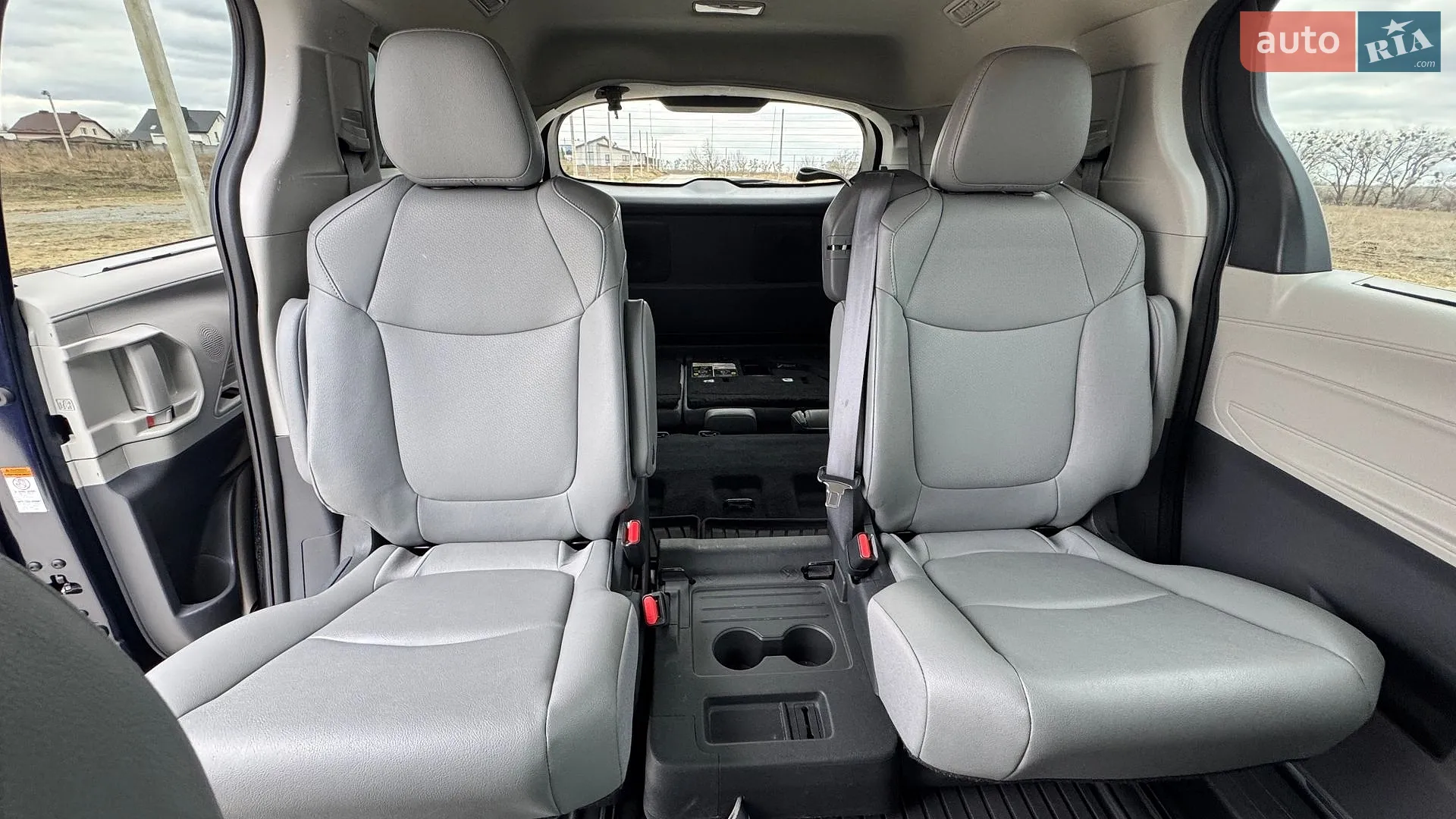 2024 Toyota Sienna - мініатюра 33