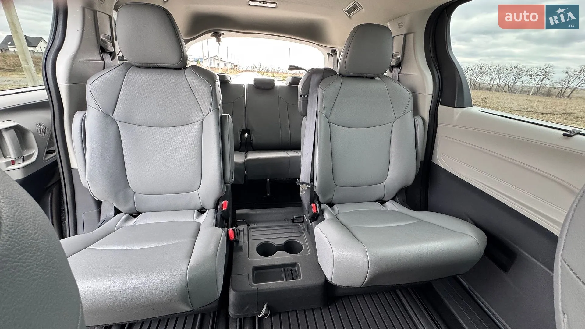 2024 Toyota Sienna - мініатюра 38