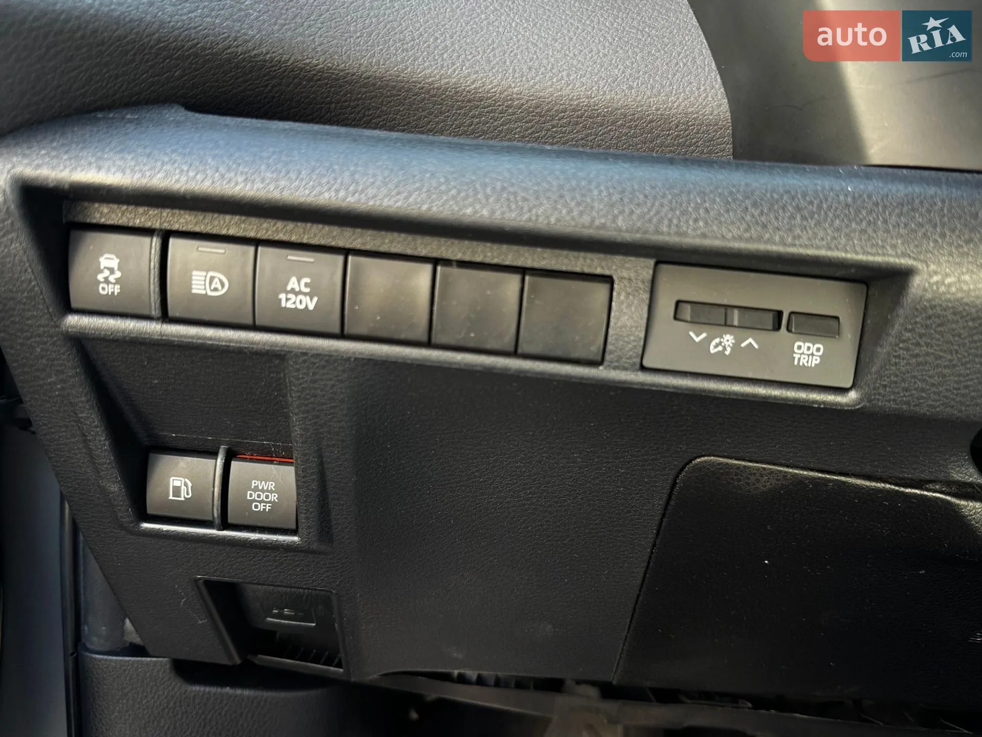 2023 Toyota Sienna - мініатюра 17