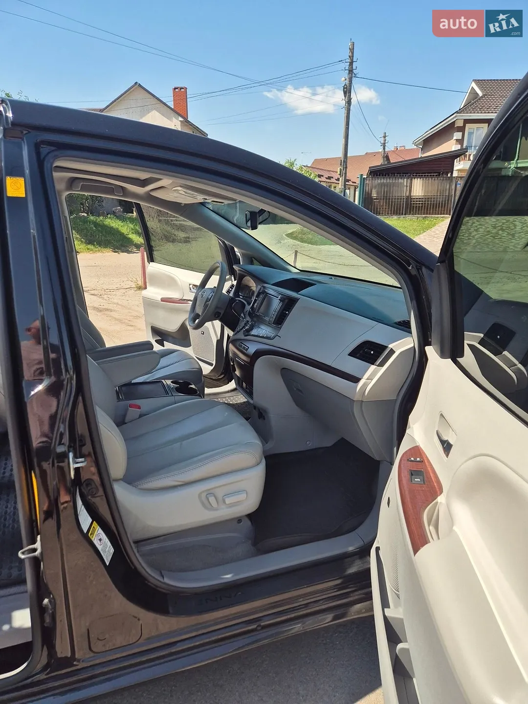 2012 Toyota Sienna - мініатюра 19
