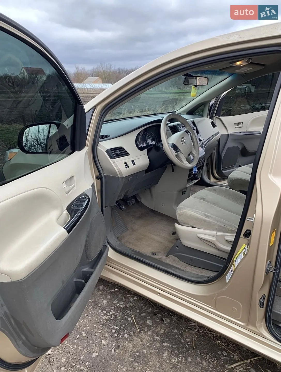 2014 Toyota Sienna - мініатюра 4
