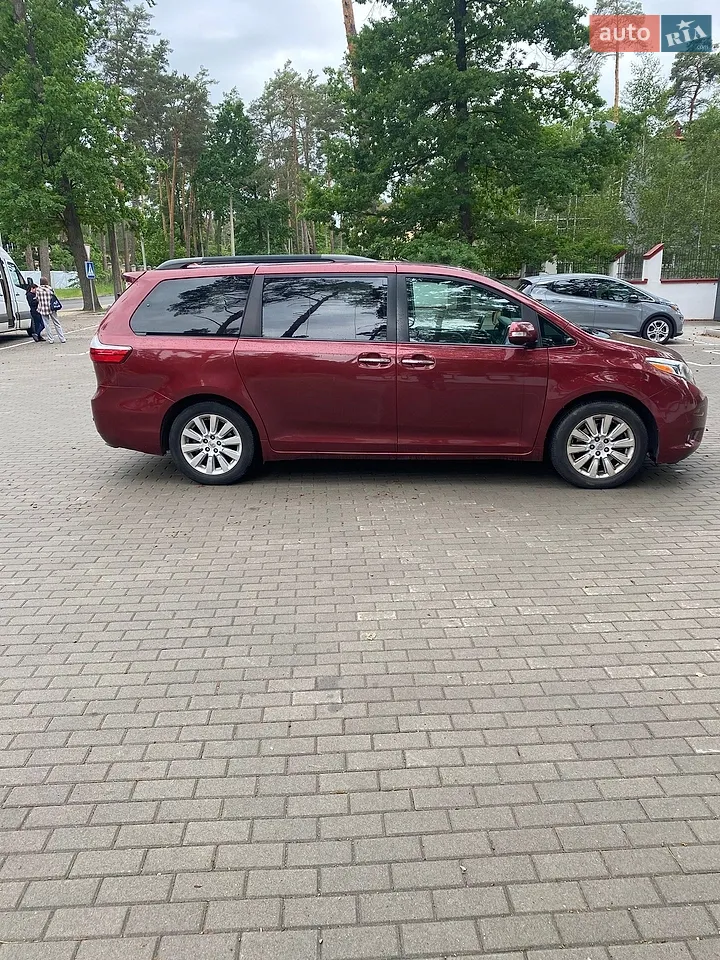 2014 Toyota Sienna - мініатюра 27