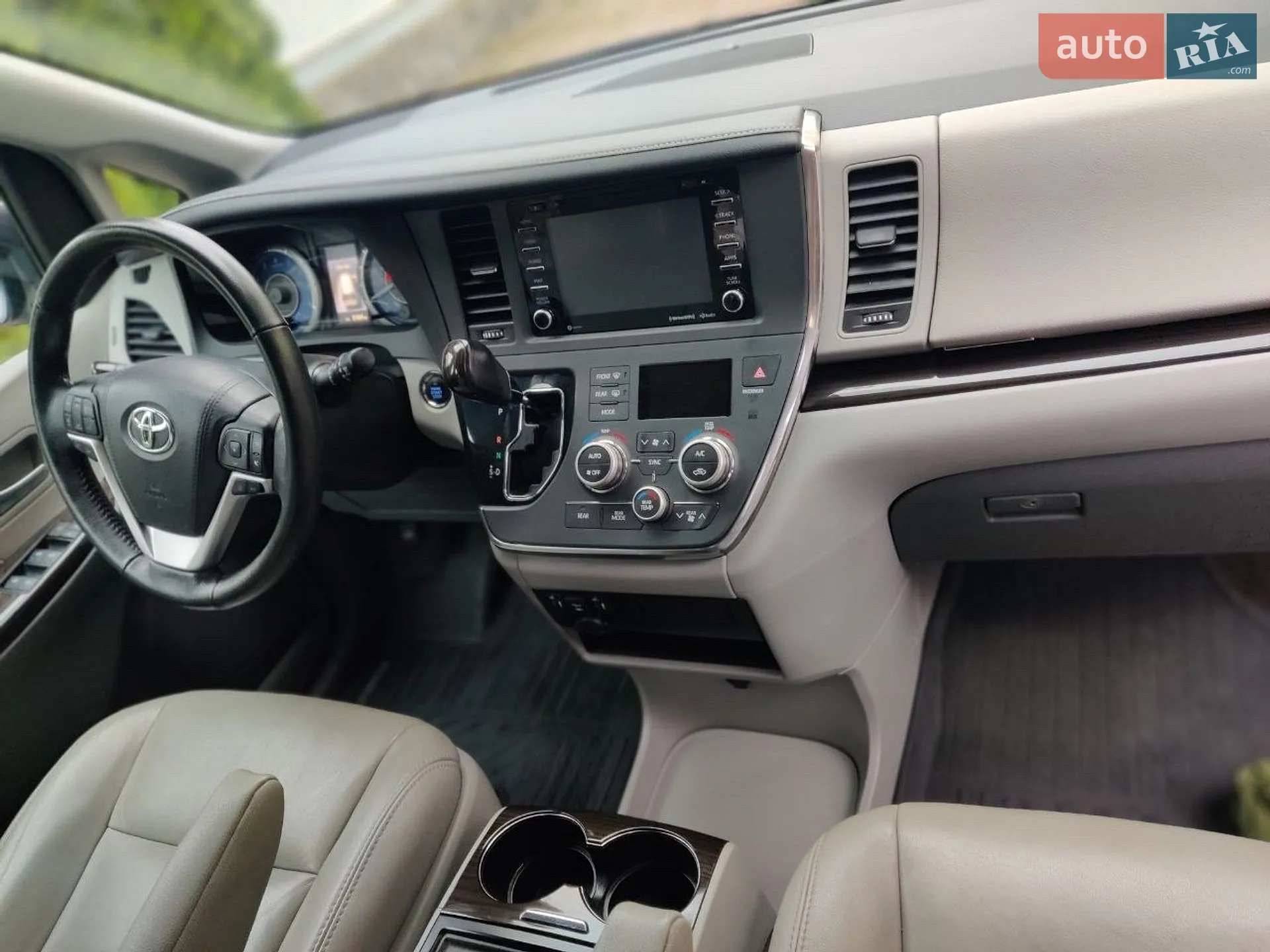 2018 Toyota Sienna - мініатюра 8