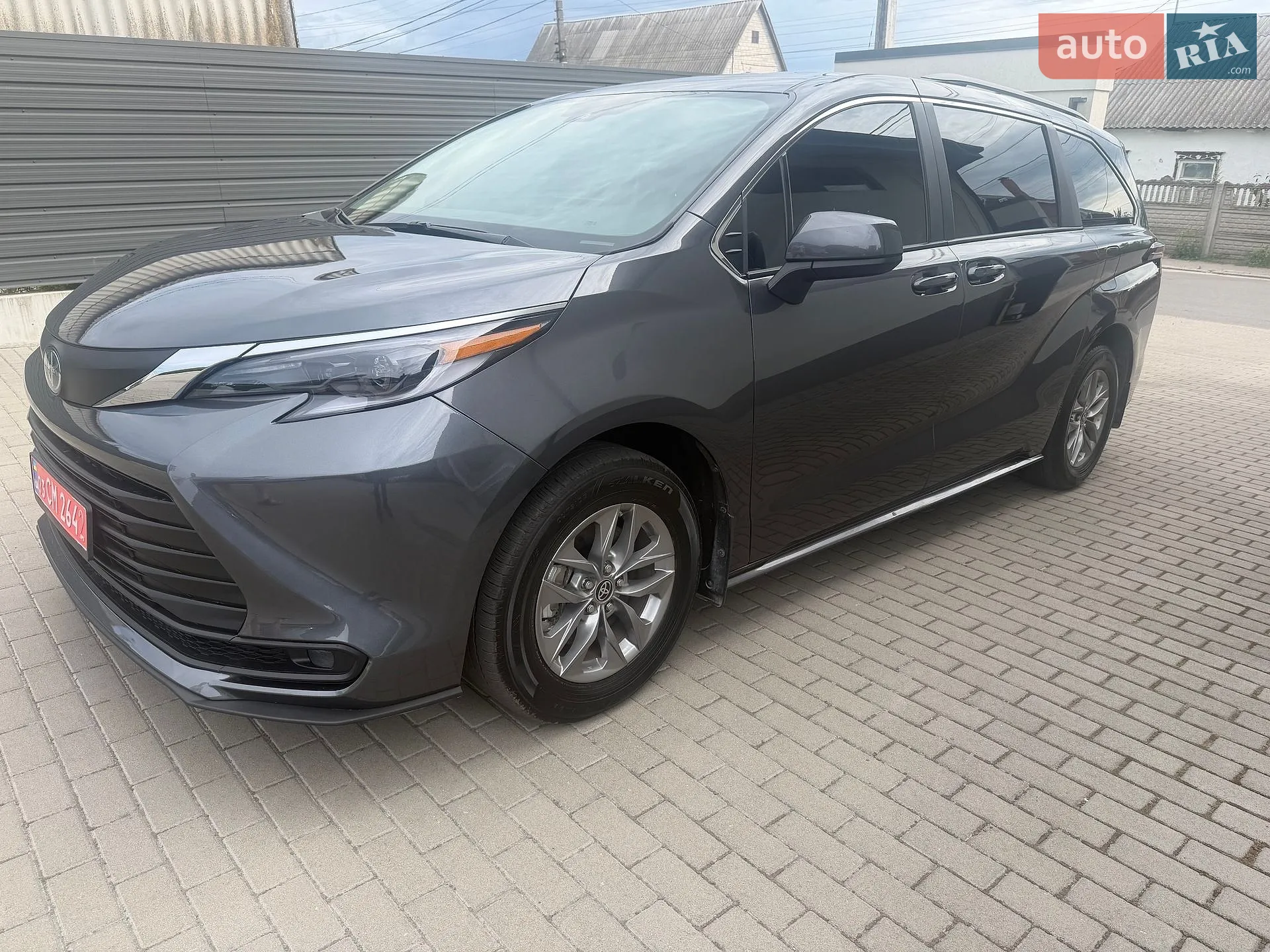 2025 Toyota Sienna - мініатюра 12