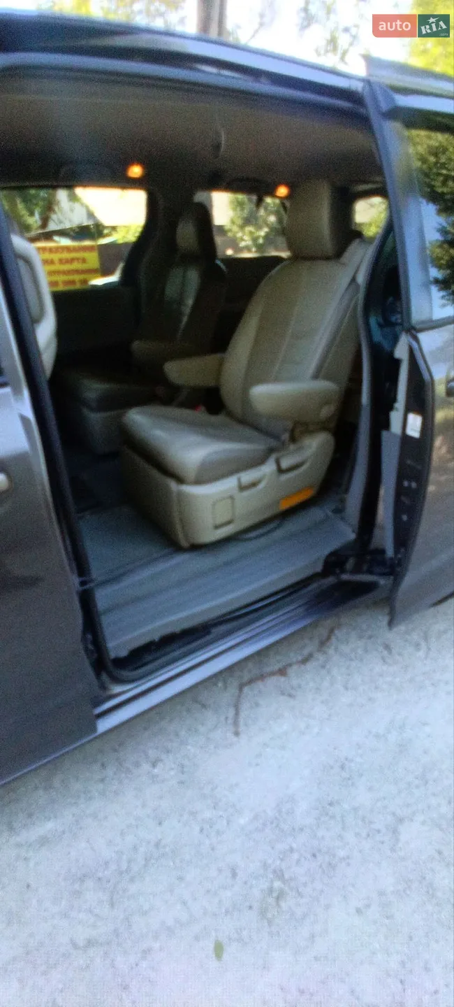 2011 Toyota Sienna - мініатюра 10