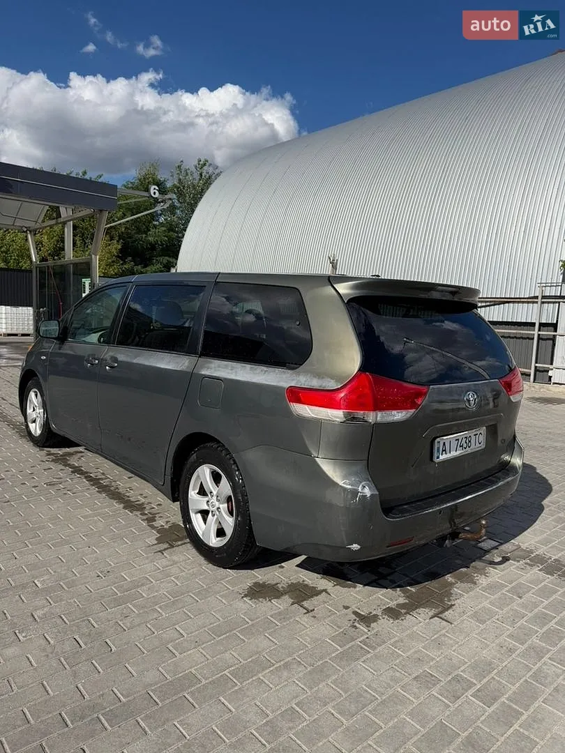 2012 Toyota Sienna - мініатюра 5
