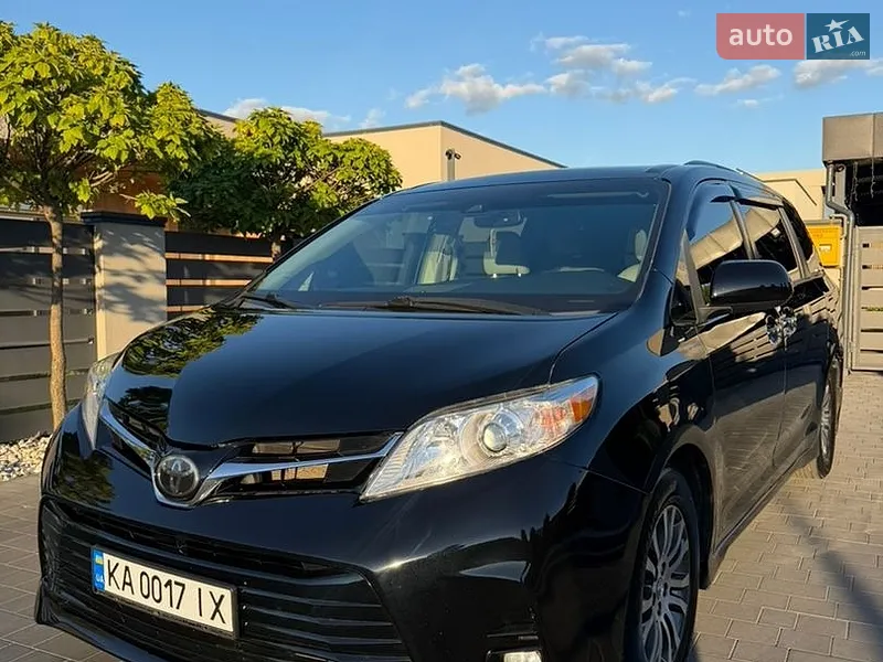 Toyota Sienna