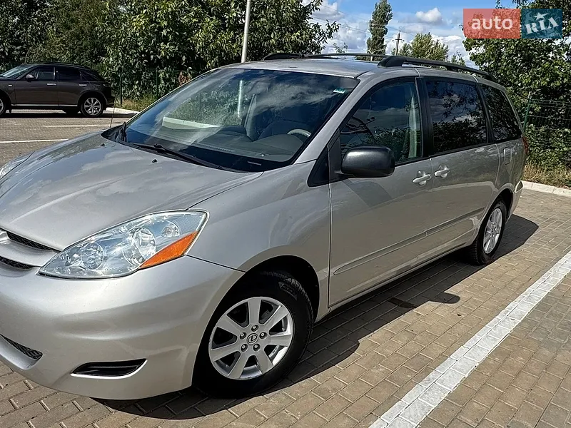 Toyota Sienna 2007