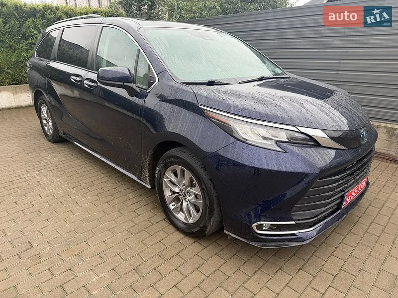 Toyota Sienna 2022